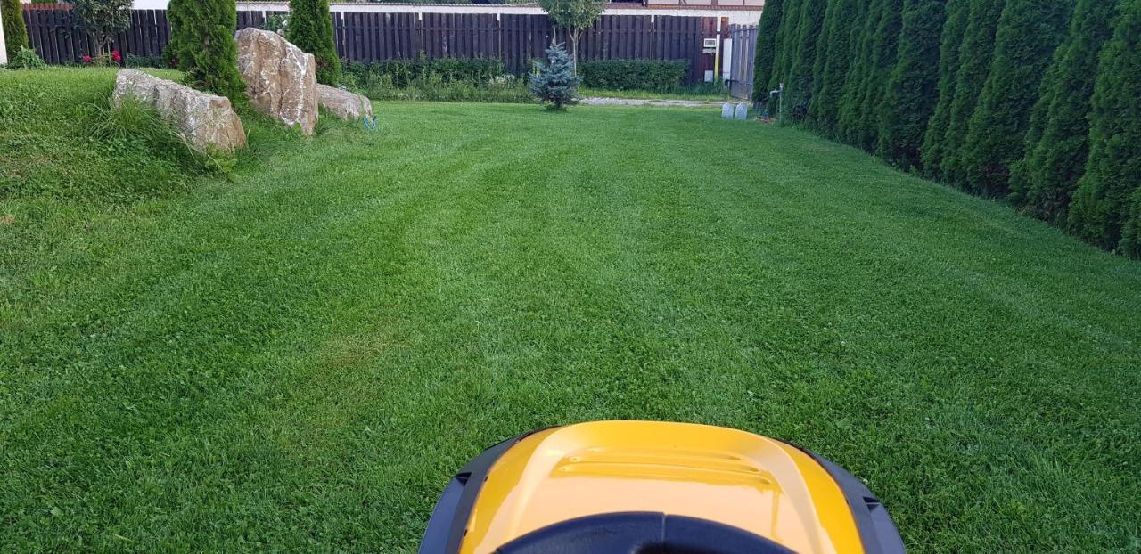 Villa Swiss Săcele エクステリア 写真